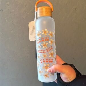 Grow with the flow glass water bottle. NWT.​